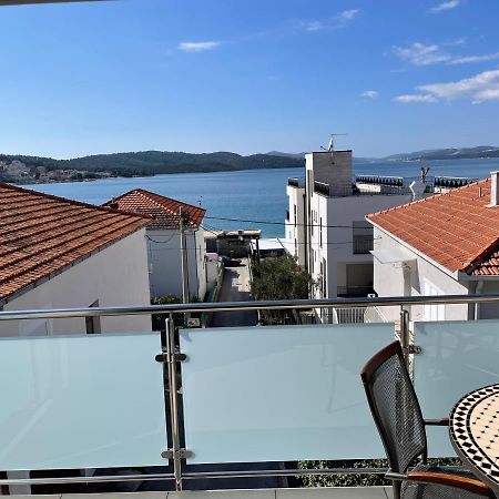 Apartments Cavar Trogir Eksteriør bilde