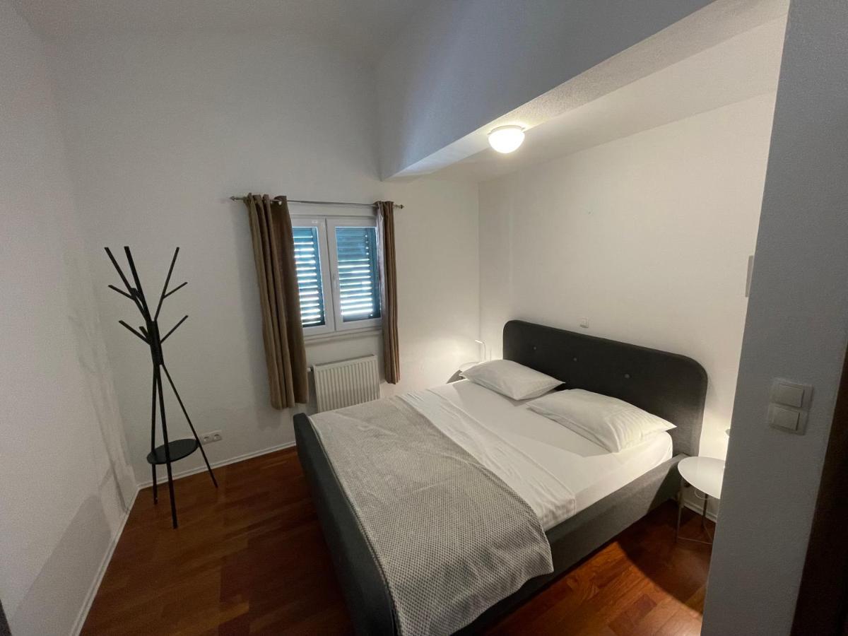 Apartments Cavar Trogir Eksteriør bilde